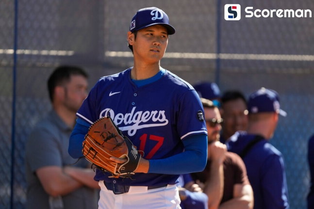 오타니 괴물 맞네...벌써 95마일 찍었다